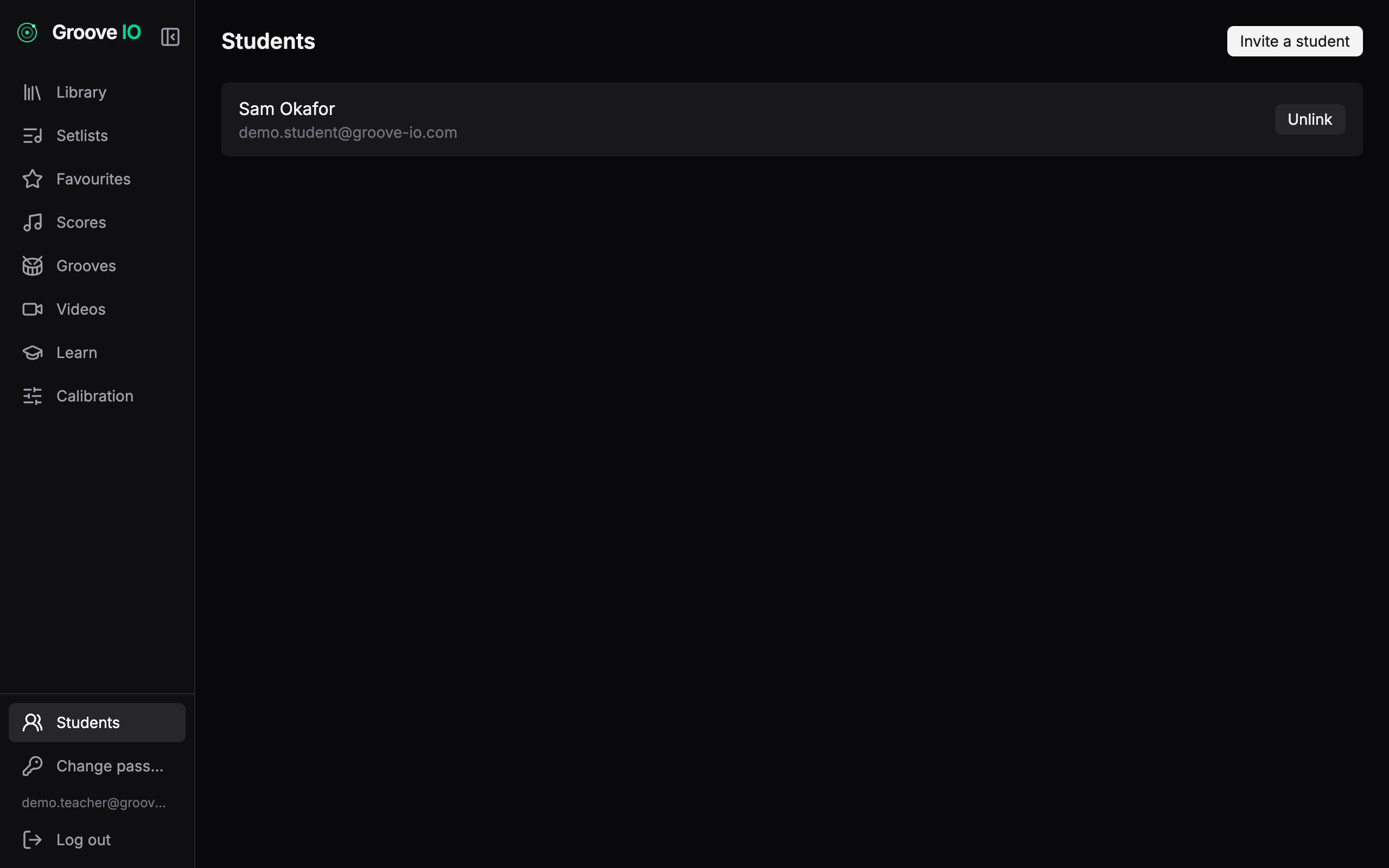 A teacher’s student roster in Groove IO, with an invite button and a linked student